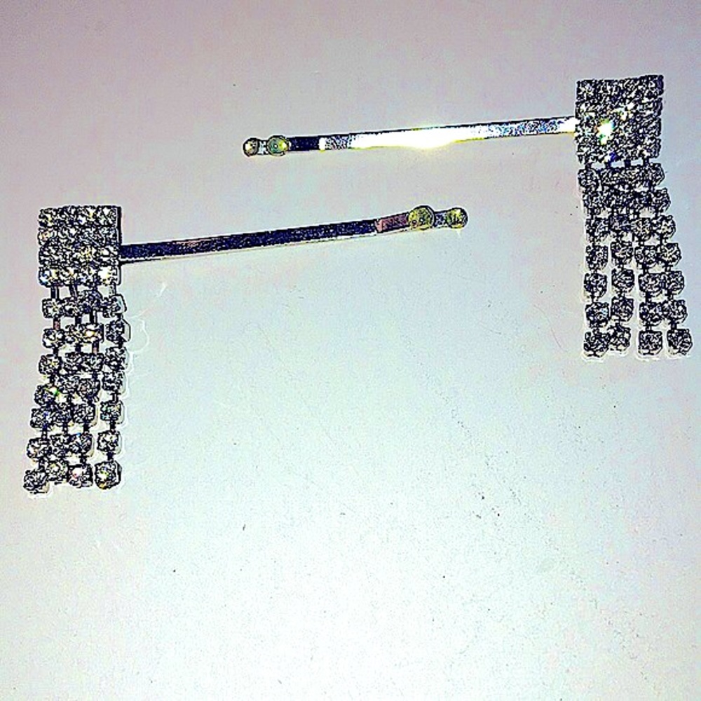 5/$25 FINAL SALE PRICE - Rhinestone goldtone bobby pins - lot of 2
